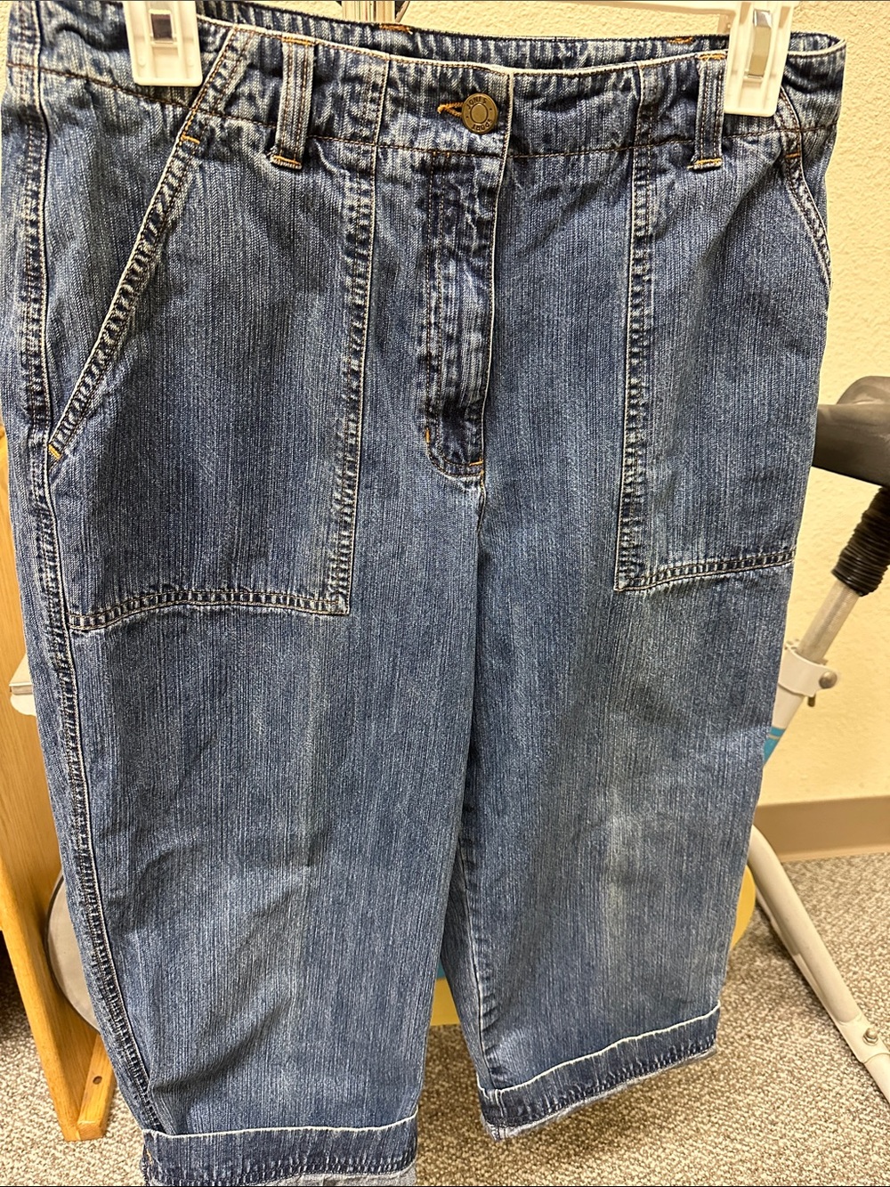 Jones Sport capri jeans size 8